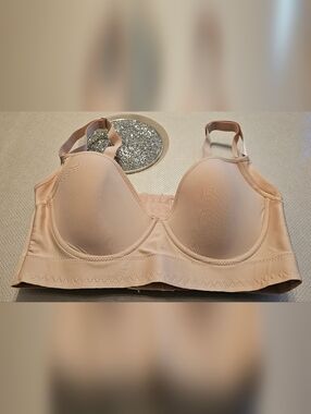 Women’s Deep Cup Push-Up Bra – Full Coverage, Seamless, Back Smoothing